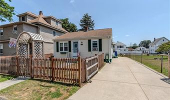 218 S Hull St, East Providence, RI 02914