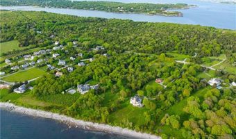 424 Beavertail Rd, Jamestown, RI 02835