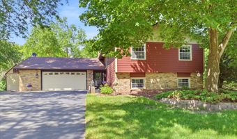 15873 Hayes Trail Ct, Apple Valley, MN 55124