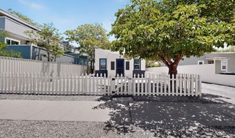 322 Princeton Dr SE, Albuquerque, NM 87106
