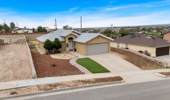 1613 Poplar St, Anthony, TX 79821
