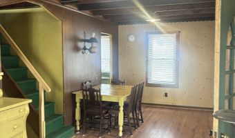 7 Hazen St, Chester, CT 06412