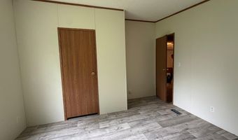 51 Tuff St, Ash Flat, AR 72513