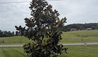 932 Sewell Dr, Albany, KY 42602