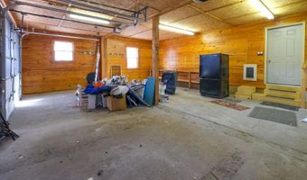109 Sahagian Rd, Belgrade, ME 04917