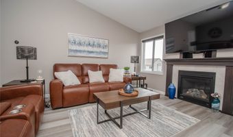 1110 Luther Dr, Adel, IA 50003
