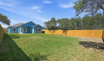 741 S 10th St, Aransas Pass, TX 78336