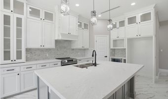 151 N 9th St, Aransas Pass, TX 78336
