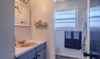 3300 Navarre Rd, Casper, WY 82604