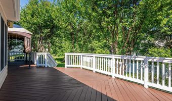 20262 KIAWAH ISLAND Dr, Ashburn, VA 20147
