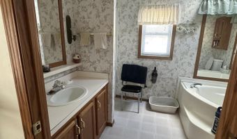 22 Shady Ln, Arundel, ME 04046