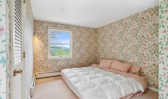 790 Rhoades Hl, Barnard, VT 05031