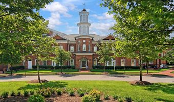 4950 BRENMAN PARK Dr 308, Alexandria, VA 22304