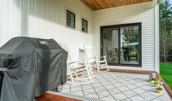 6 Pigeon Hill Rd, Brookline, NH 03033