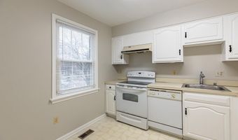 1204 WAYNE St N C, Arlington, VA 22201