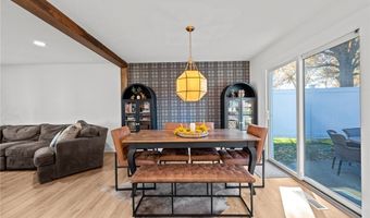 830 S Parkview Dr, Aurora, OH 44202