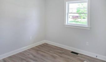 156 Cliffwood Ave, Aberdeen, NJ 07721