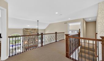 8105 Wycliffe Dr, Anderson Twp., OH 45244