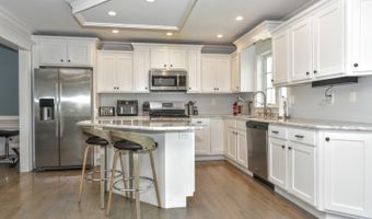 3 Susan Valley Ter, Alloway, NJ 07462