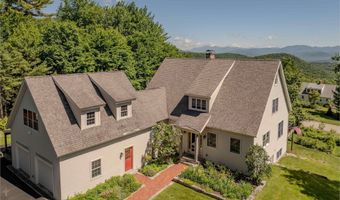 11 Loft Cir, Campton, NH 03223