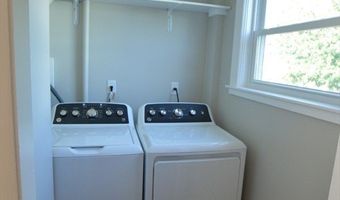 14 Roundy St 1, Beverly, MA 01915