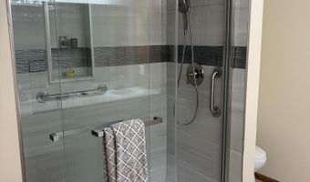 828 Highbanks Dr 21, Allegan, MI 49010
