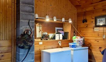 166 Manny Corners Rd, Amsterdam, NY 12010