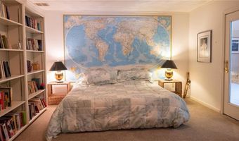 65 Huguenot Dr, East Greenwich, RI 02818