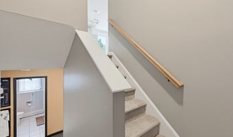 460 Richardson Ave, Attleboro, MA 02703