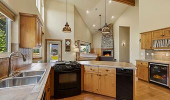 521 Stoneridge Rd, Blanchard, ID 83804