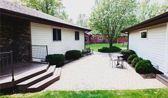 11621 Maple Springs Dr SE, Alexandria, MN 56308