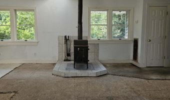 330 Narrow Shore Rd, Aydlett, NC 27916