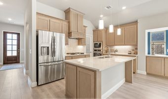 214 Seminole Trl, Alvarado, TX 76009