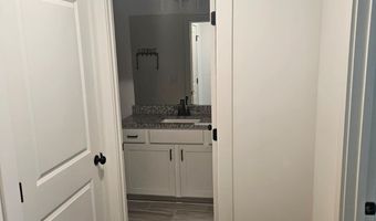 56 Auburn Hill Dr, Auburn, GA 30011