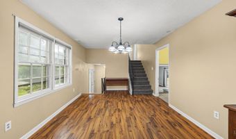 101 Hendrix Ct, Boiling Springs, SC 29316
