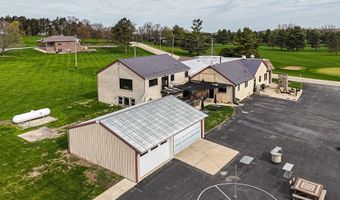 30824 Olde Hawkeye, Dyersville, IA 52040