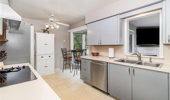 618 Tyler St, Anoka, MN 55303