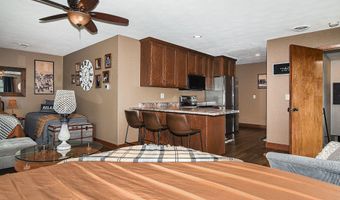 30824 Olde Hawkeye, Dyersville, IA 52040
