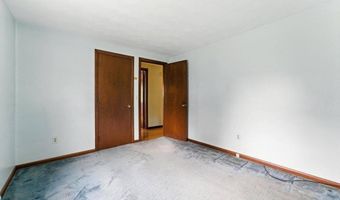 612 N Liberty St, Belchertown, MA 01007