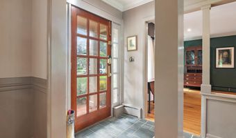 214 WARDOUR Dr, Annapolis, MD 21401