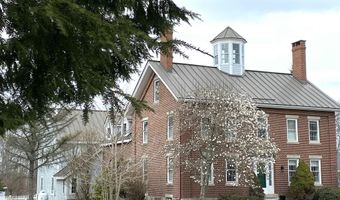 199 Main St, Belfast, ME 04915