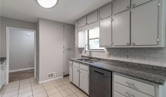 4125 Stutz Ct, Tucker, GA 30084