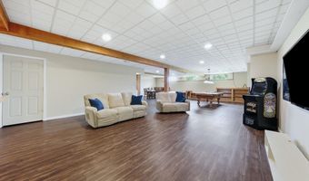 7833 Garman Rd, Auburn, IN 46706