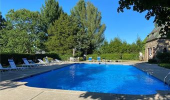 101 Legend Hill Rd 101, Madison, CT 06443