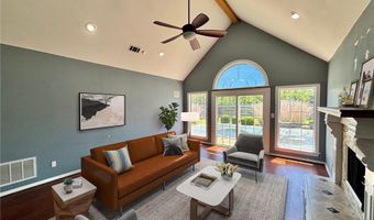 3105 Fairway Dr, Alma, AR 72921