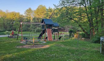 140 Evergreen Trl, Angola, IN 46703