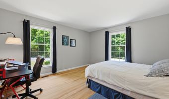 28 Wintergreen Hill Rd, Danbury, CT 06811