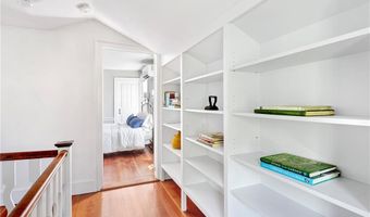 42 Second St, Newport, RI 02840