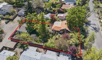 324 Liberty St, Ashland, OR 97520