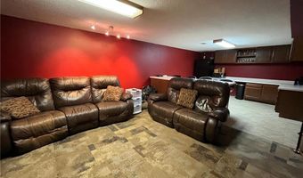 96 E Park St, Cottonwood, MN 56229